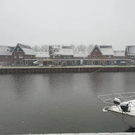 Met Eigen Douche, Toilet, Kitchenette Apartment