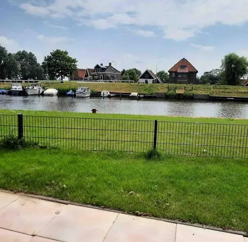 Apartment Met Eigen Douche, Toilet, Kitchenette